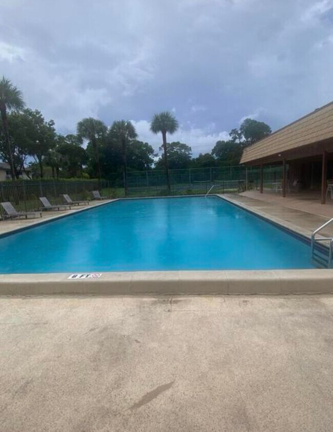 Foto del edificio - 4177 Oak Terrace Dr