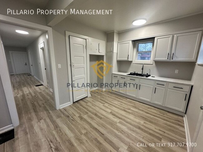 Foto del edificio - 3611 N Linwood Ave