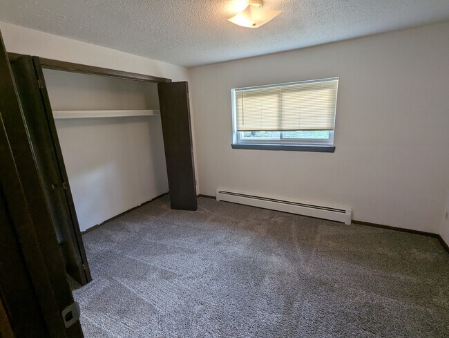 Foto del edificio - 400 N Spring ave