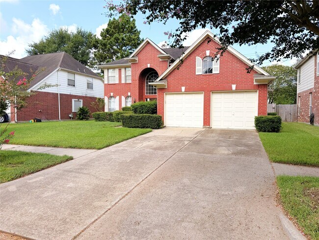 Foto del edificio - 3631 Lauderwood Ln