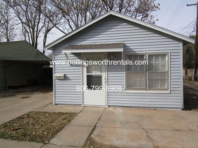 Building Photo - ALL BILLS PAID - Remodeled and updated Eff...