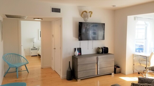 APARTAMENTO 1 - 1512 Washington Ave