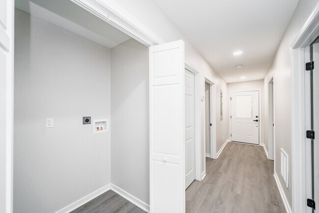 Foto del edificio - 1008 8th St