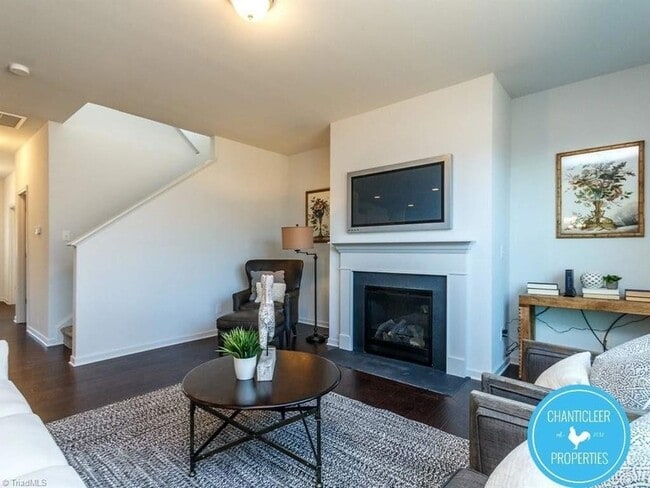 Foto del edificio - 1313 Achonechy Trl