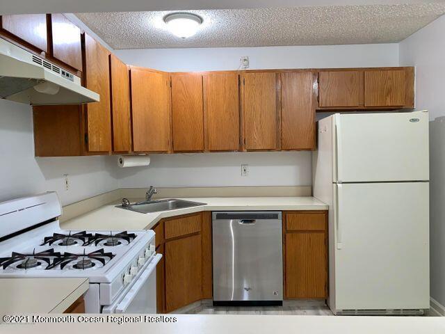 Building Photo - 426 Danbury Ln