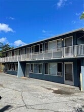 Building Photo - 2904 Varsity Cir