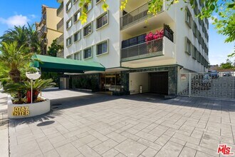 Building Photo - 10787 Wilshire Blvd