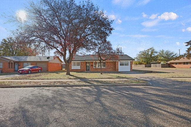 Building Photo - 5217 45th St