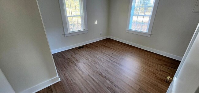 Foto del edificio - 3037 Marks Creek Rd