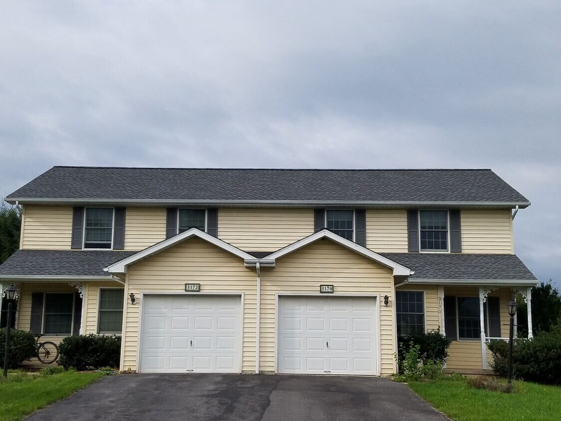 Primary Photo - State College 3 bedroom duplex available A...