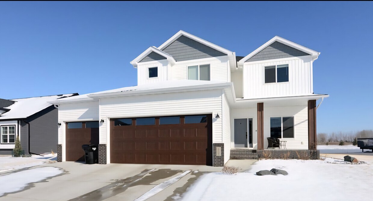 Foto principal - 6707 54th Ave S