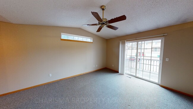 Building Photo - 401 S Bahnson Ave