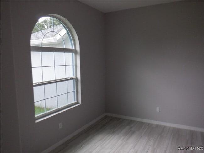 Building Photo - 1761 N Annapolis Ave