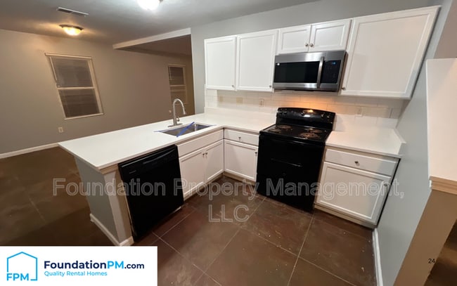 Building Photo - 91 Brighton Village Loop