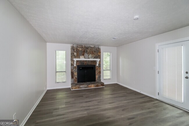 Building Photo - 841 Sheppard Way