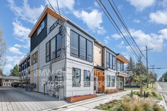 Building Photo - 4226 SW 100th St