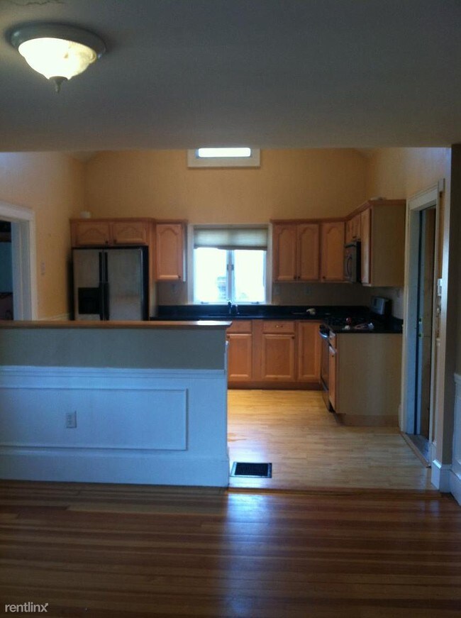 Building Photo - 3 br, 2 bath House - 177 West Street