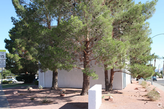 Building Photo - Oceanside Apartments