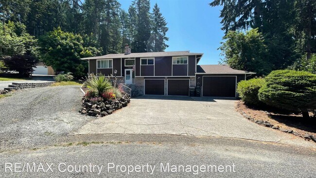 Building Photo - 4 br, 3 bath House - 7547 13th Ave Se