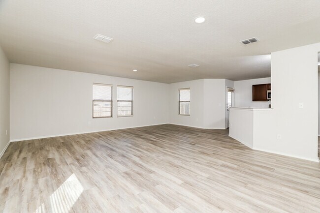 Foto del edificio - 2107 Bigmouth Rod