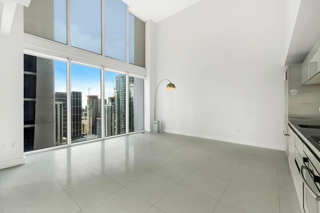 Building Photo - 1040 Biscayne Blvd