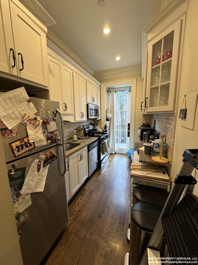 Primary Photo - 9 Wigglesworth St