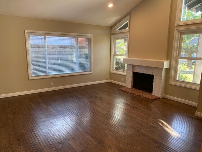 Foto del edificio - 3 Bedroom 2 Bath Home,