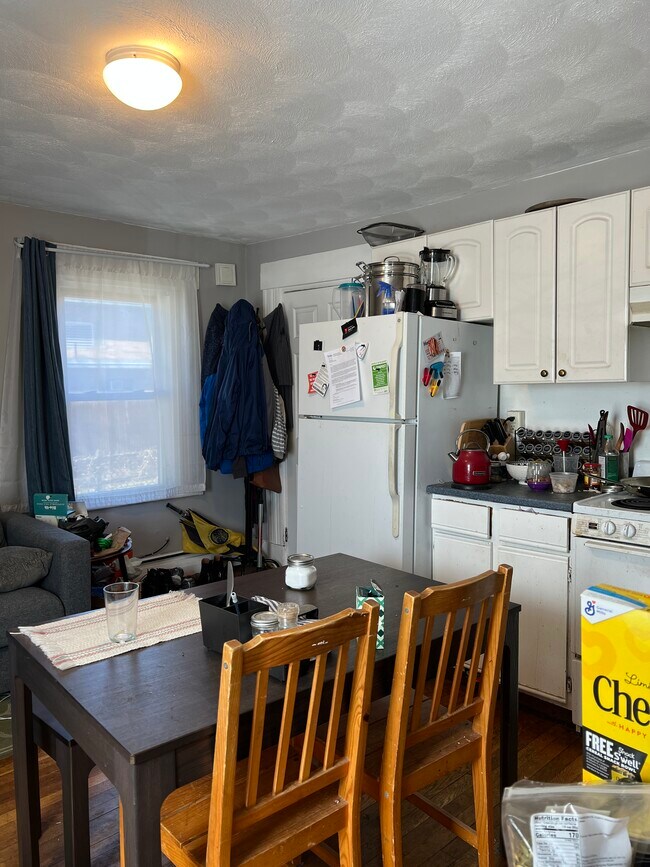 Foto del edificio - 639 Somerville Ave