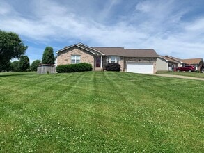 Building Photo - 942 Drum Ln