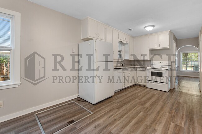 Foto del edificio - 1303 W 33rd St S