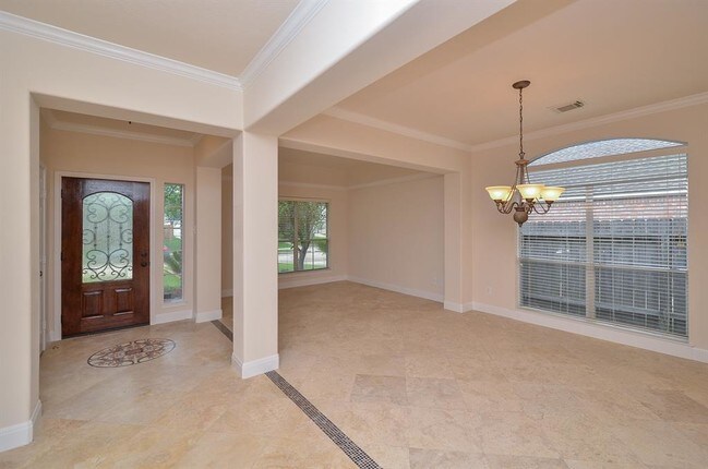 Foto del edificio - 5211 Fairweather Ct