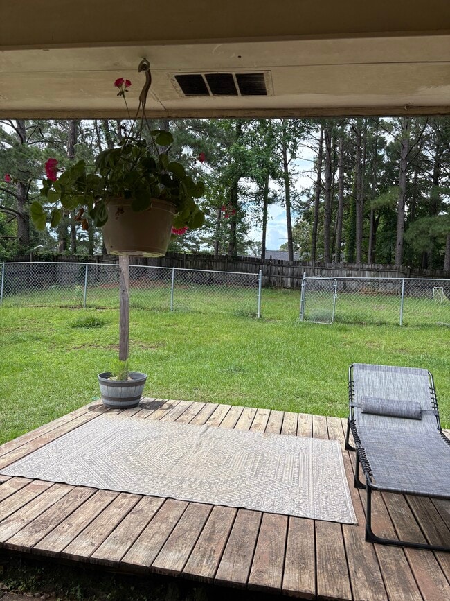 Photo - 125 Deer Run Rd House