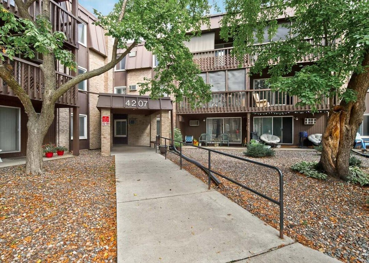 Foto principal - Maintenance-Free Living By The Beach