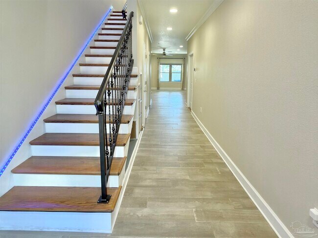 Foto del edificio - 3511 Mossy Oak Villas Cir