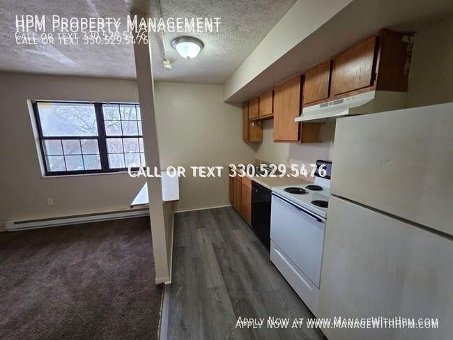 Building Photo - 417 Sherman St