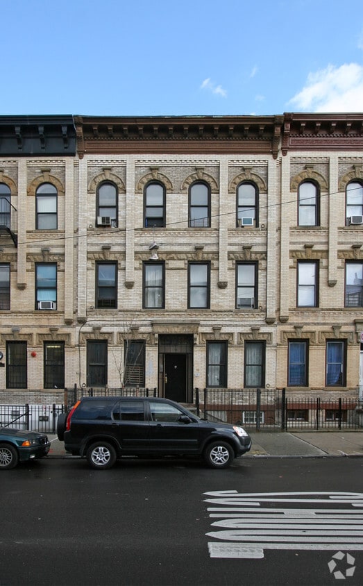 Primary Photo - 55 Irving Ave