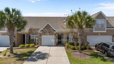 Building Photo - 264 Viareggio Road