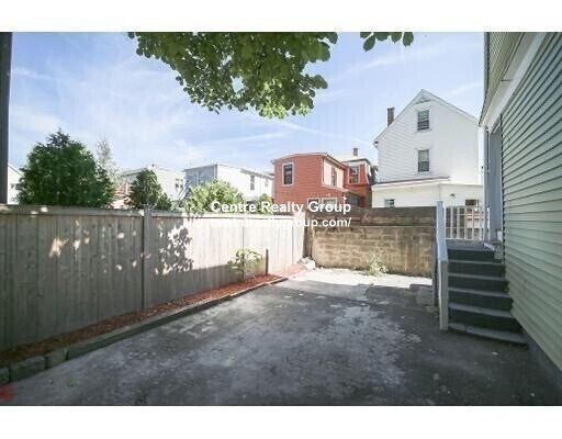 Primary Photo - 366 Prospect St