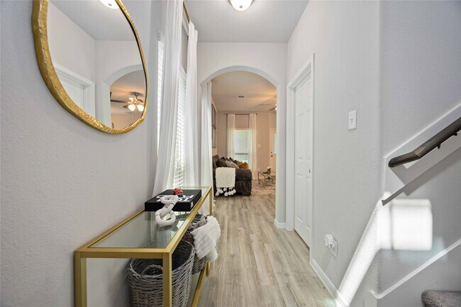 Building Photo - 12810 Marciano St