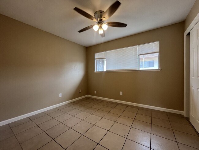 Foto del edificio - 3458 20th St