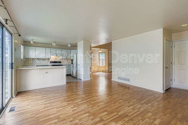 Building Photo - 12266 Ivy Ct