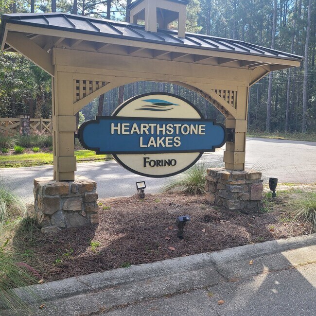 Foto del edificio - Four Bedroom Home in Heartstone Lakes!