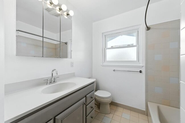 Foto del edificio - 1123 Hudson St