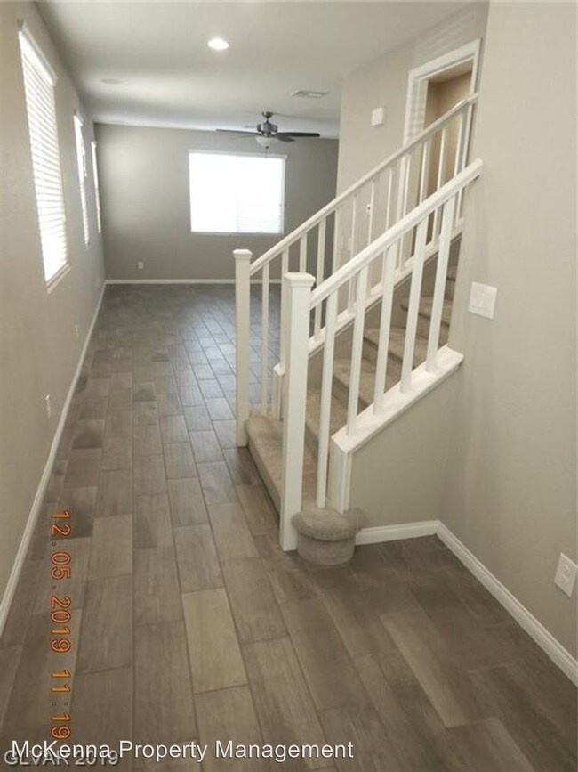 Foto del edificio - 9940 Sunriver Meadows Ave