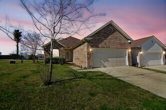 Building Photo - 105 Cove Pl Ct