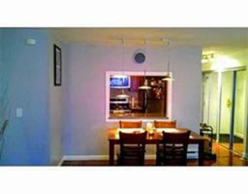 Building Photo - 15 Weld St