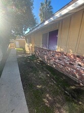 Building Photo - 156-158 W Center St