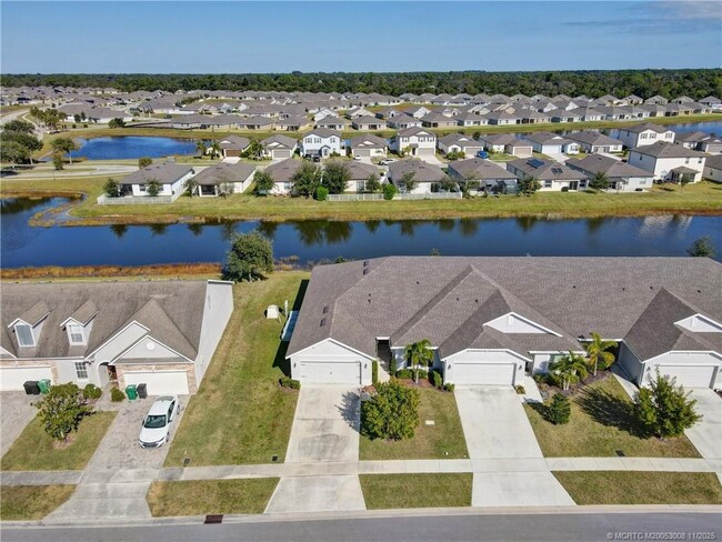 Building Photo - 5208 Manciano St