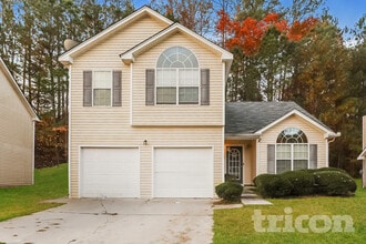 Building Photo - 3250 Diamond Blf