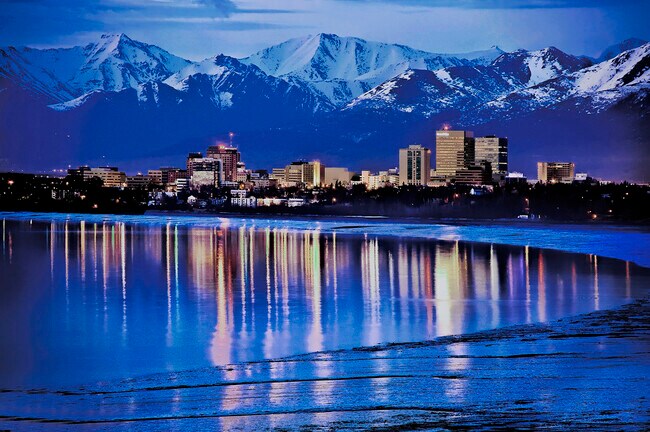 Building Photo - 415 D St